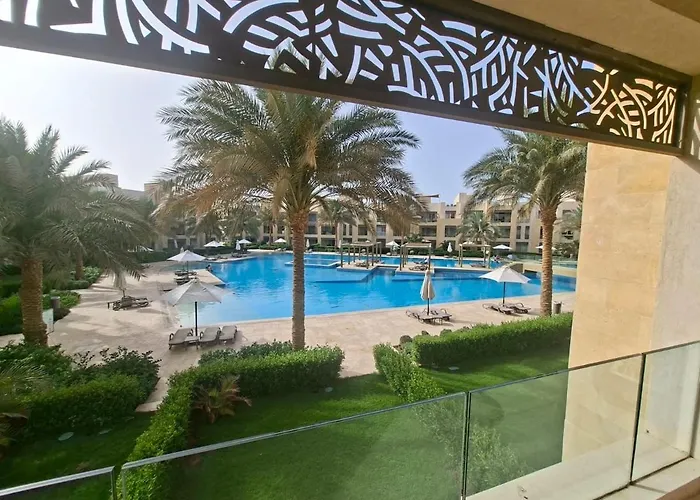Mangroovy Serene Poolside Escape Cozy 2br Wz Games * Hurghada