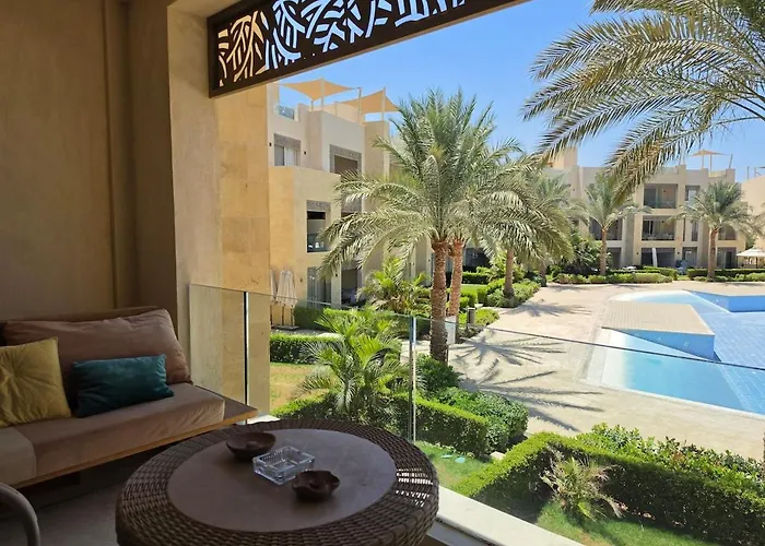 Mangroovy Serene Poolside Escape Cozy 2br Wz Games شقة الغردقة