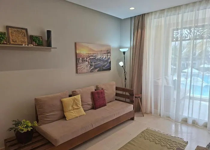 شقة Mangroovy Serene Poolside Escape Cozy 2br Wz Games الغردقة